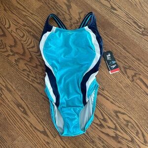 NWT Size 6 Speedo Swimsuit with HydroBra and UPF 50+